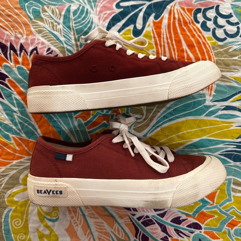 ♥️SeaVees - Burgundy Eco-Friendly Canvas Sneakers♥️ - Picture 4 of 7